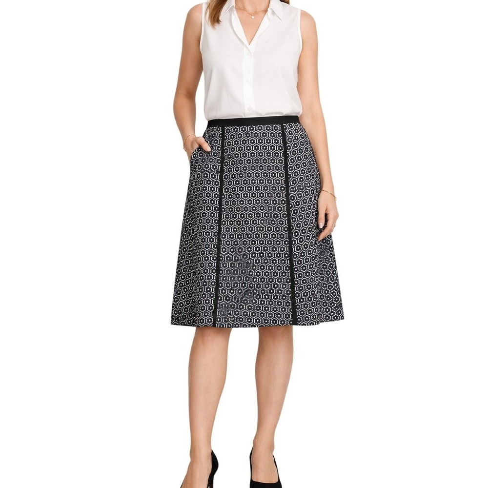 Ann Taylor Women's‎ Skirt, Floral Geometric 100% Silk Workwear Black White 10P